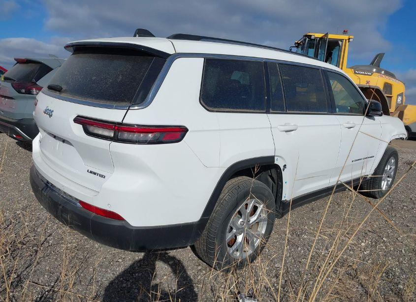 Photo 4 of 2023 Jeep Grand CHEROKEE L LIMITED 4X4 (VIN 1C4RJKBG3P8884618)