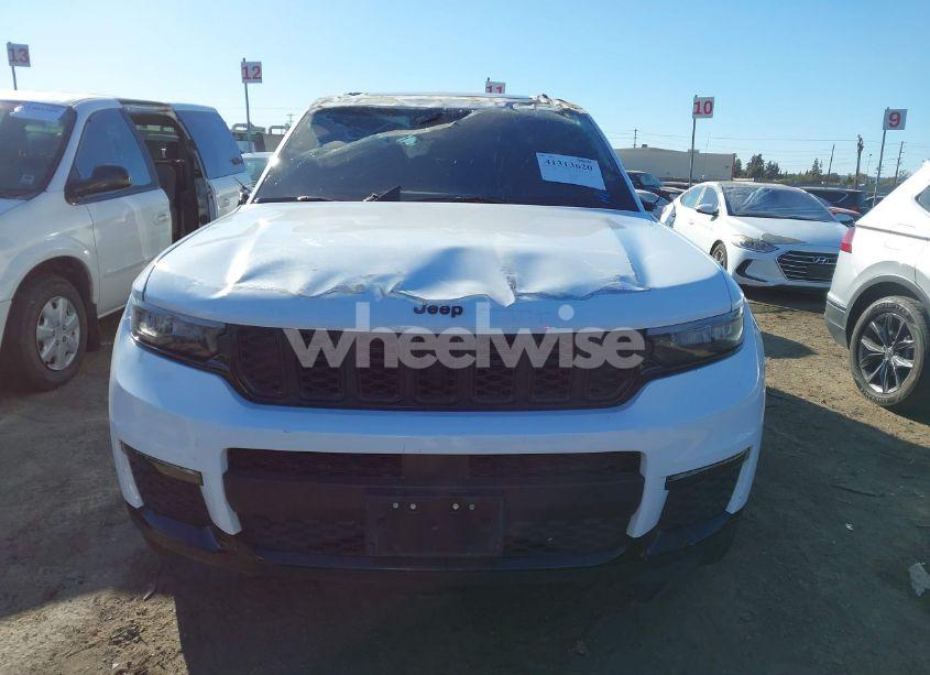 Photo 12 of 2024 Jeep Grand CHEROKEE L LIMITED 4X4 (VIN 1C4RJKBG3R8531184)