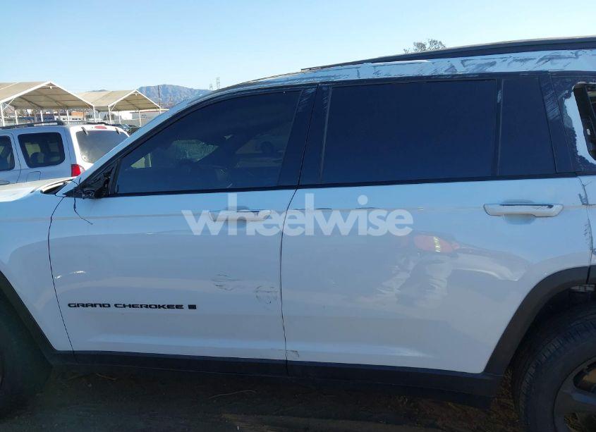 Photo 14 of 2024 Jeep Grand CHEROKEE L LIMITED 4X4 (VIN 1C4RJKBG3R8531184)