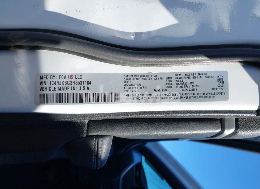 Photo 9 of 2024 Jeep Grand CHEROKEE L LIMITED 4X4 (VIN 1C4RJKBG3R8531184)