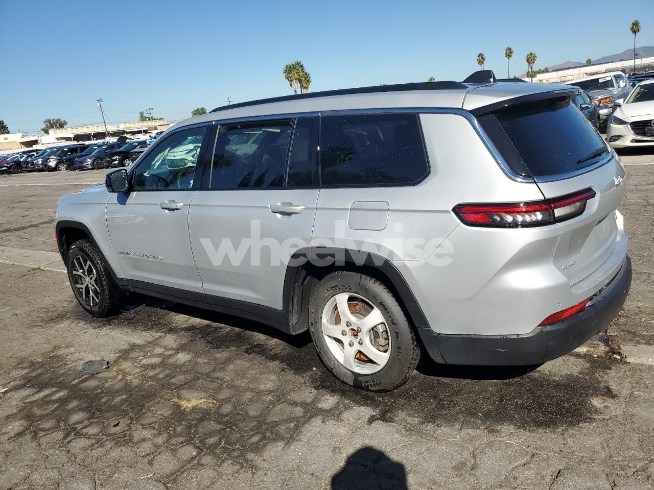 Photo 2 of 2024 JEEP GRAND CHEROKEE L LIMITED N/A (VIN 1C4RJKBG3R8535526)