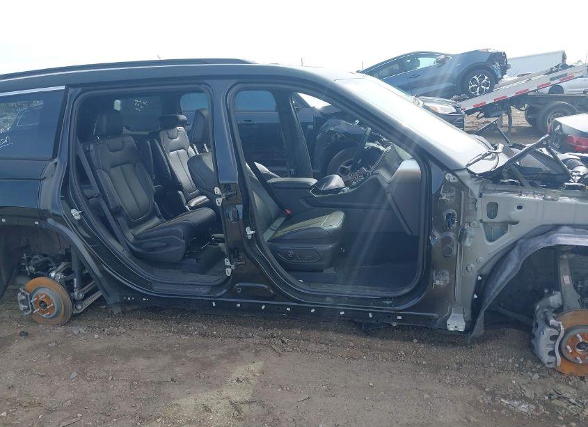 Photo 13 of 2024 Jeep Grand CHEROKEE L LIMITED 4X4 (VIN 1C4RJKBG3R8549667)