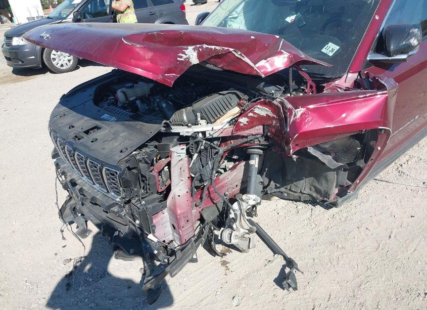 Photo 6 of 2021 Jeep Grand CHEROKEE L LIMITED 4X4 (VIN 1C4RJKBG4M8131241)