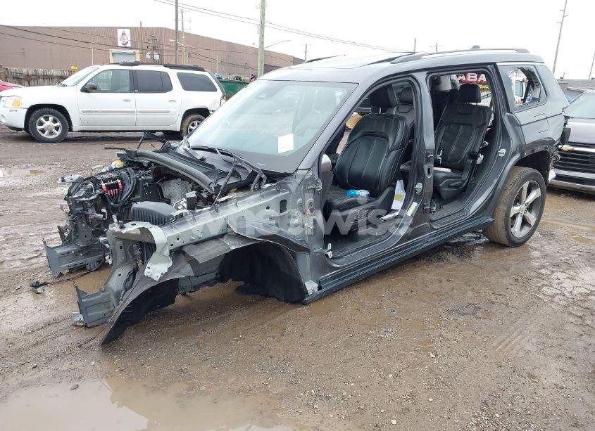 Photo 2 of 2021 Jeep Grand CHEROKEE L LIMITED 4X4 (VIN 1C4RJKBG4M8138710)