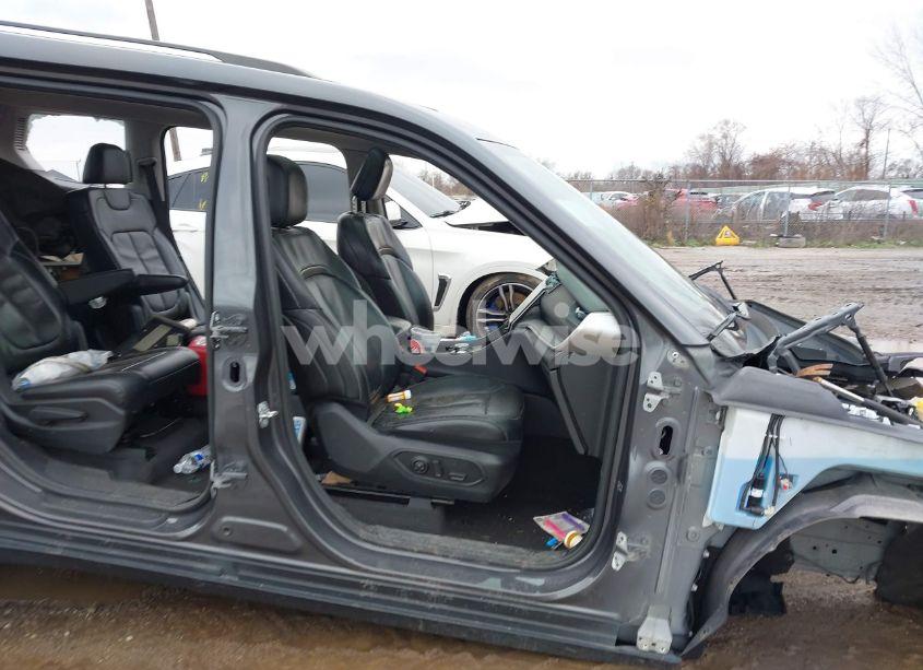 Photo 5 of 2021 Jeep Grand CHEROKEE L LIMITED 4X4 (VIN 1C4RJKBG4M8138710)