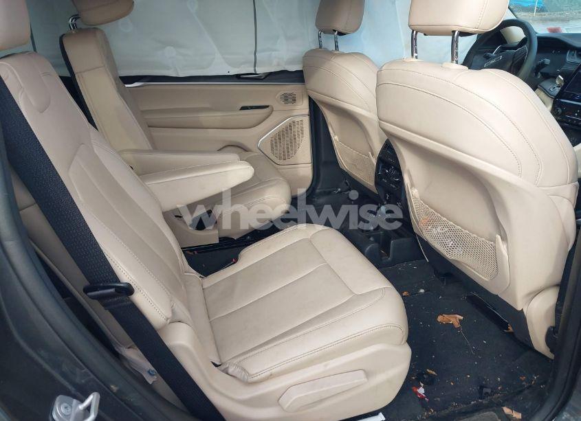 Photo 8 of 2022 Jeep Grand CHEROKEE L LIMITED 4X4 (VIN 1C4RJKBG4N8511343)