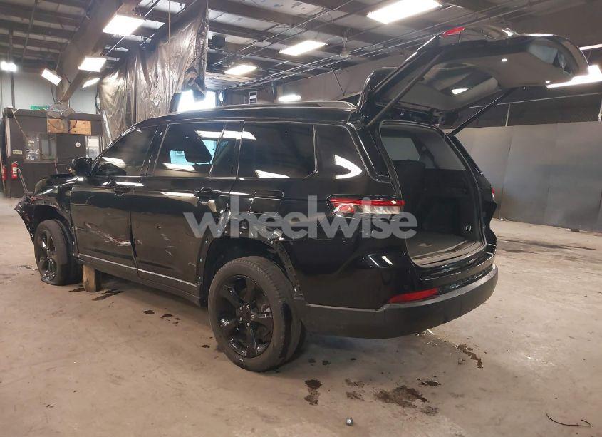 Photo 3 of 2023 Jeep Grand CHEROKEE L LIMITED 4X4 (VIN 1C4RJKBG4P8713621)