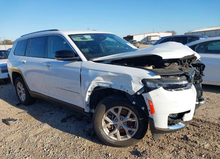 2023 Jeep Grand CHEROKEE L LIMITED 4X4 (VIN 1C4RJKBG4P8828798) main photo