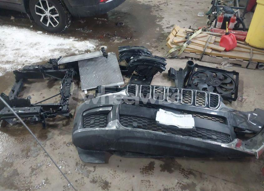 Photo 12 of 2024 Jeep Grand CHEROKEE L LIMITED 4X4 (VIN 1C4RJKBG4R8534630)