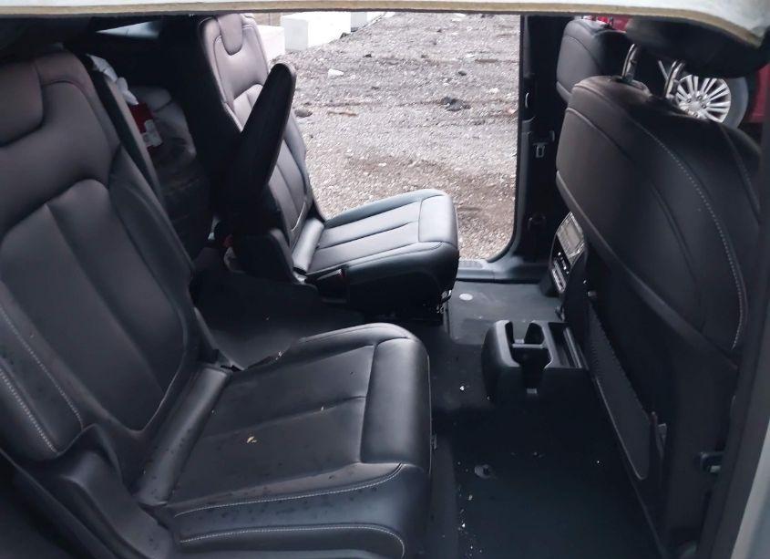 Photo 8 of 2024 Jeep Grand CHEROKEE L LIMITED 4X4 (VIN 1C4RJKBG4R8542498)