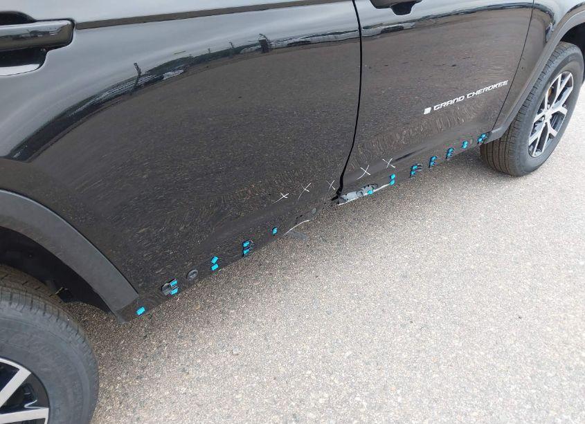 Photo 18 of 2024 Jeep Grand CHEROKEE L LIMITED 4X4 (VIN 1C4RJKBG4R8542727)