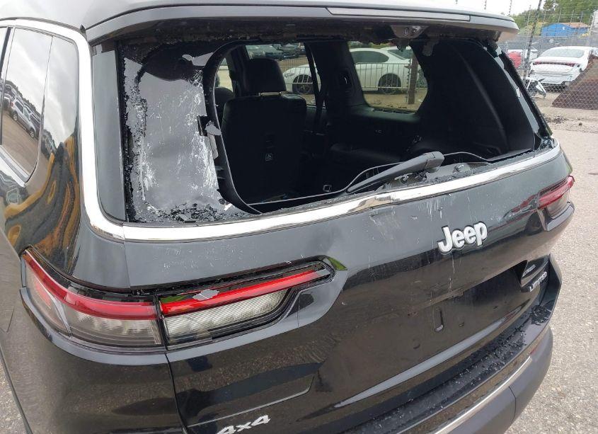 Photo 19 of 2024 Jeep Grand CHEROKEE L LIMITED 4X4 (VIN 1C4RJKBG4R8542727)