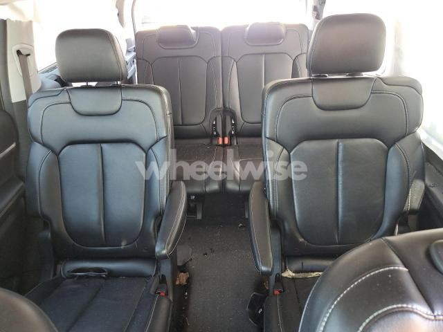 Photo 5 of 2021 JEEP GRAND CHEROKEE L LIMITED (VIN 1C4RJKBG5M8143477)