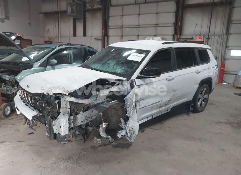 Photo 2 of 2021 Jeep Grand CHEROKEE L LIMITED 4X4 (VIN 1C4RJKBG5M8180481)