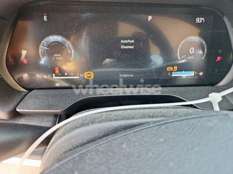 Photo 10 of 2022 JEEP GRAND CHEROKEE L LIMITED (VIN 1C4RJKBG5N8560230)