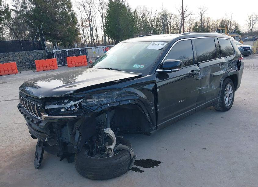 Photo 2 of 2022 Jeep Grand CHEROKEE L LIMITED 4X4 (VIN 1C4RJKBG5N8632382)