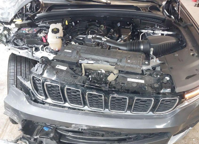 Photo 10 of 2023 Jeep Grand CHEROKEE L LIMITED (VIN 1C4RJKBG5P8730508)