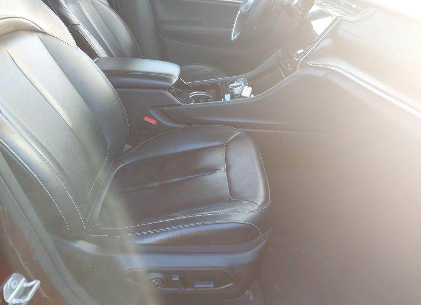 Photo 5 of 2023 Jeep Grand CHEROKEE L LIMITED 4X4 (VIN 1C4RJKBG5P8743808)