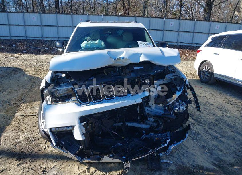 Photo 12 of 2023 Jeep Grand CHEROKEE L LIMITED 4X4 (VIN 1C4RJKBG5P8825375)