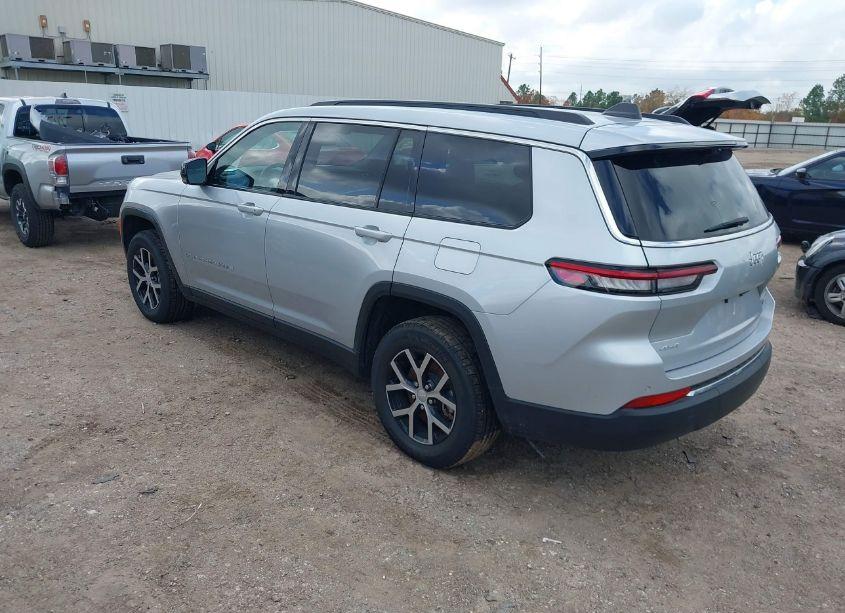 Photo 3 of 2024 Jeep Grand CHEROKEE L LIMITED 4X4 (VIN 1C4RJKBG5R8535494)