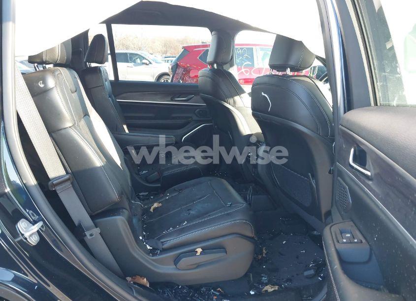 Photo 8 of 2024 Jeep Grand CHEROKEE L LIMITED 4X4 (VIN 1C4RJKBG5R8591533)