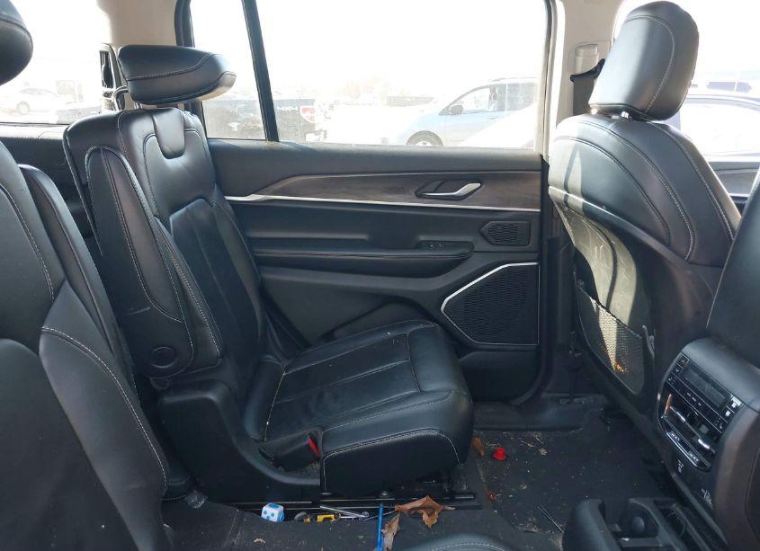 Photo 8 of 2021 Jeep Grand CHEROKEE L LIMITED 4X4 (VIN 1C4RJKBG6M8101674)