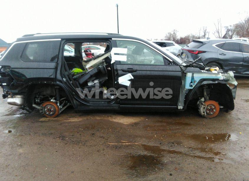 Photo 13 of 2021 Jeep Grand CHEROKEE L LIMITED 4X4 (VIN 1C4RJKBG6M8161602)