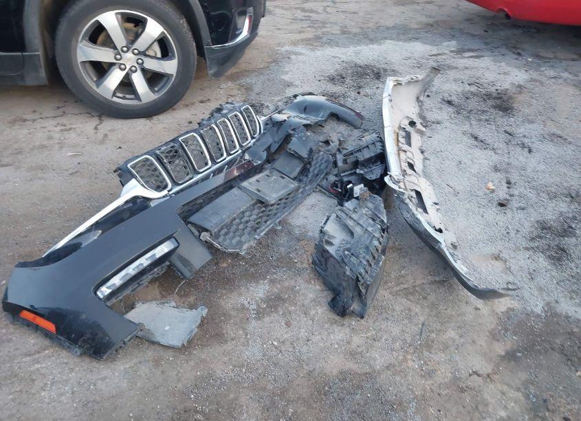 Photo 12 of 2022 Jeep Grand CHEROKEE L LIMITED 4X4 (VIN 1C4RJKBG6N8514969)