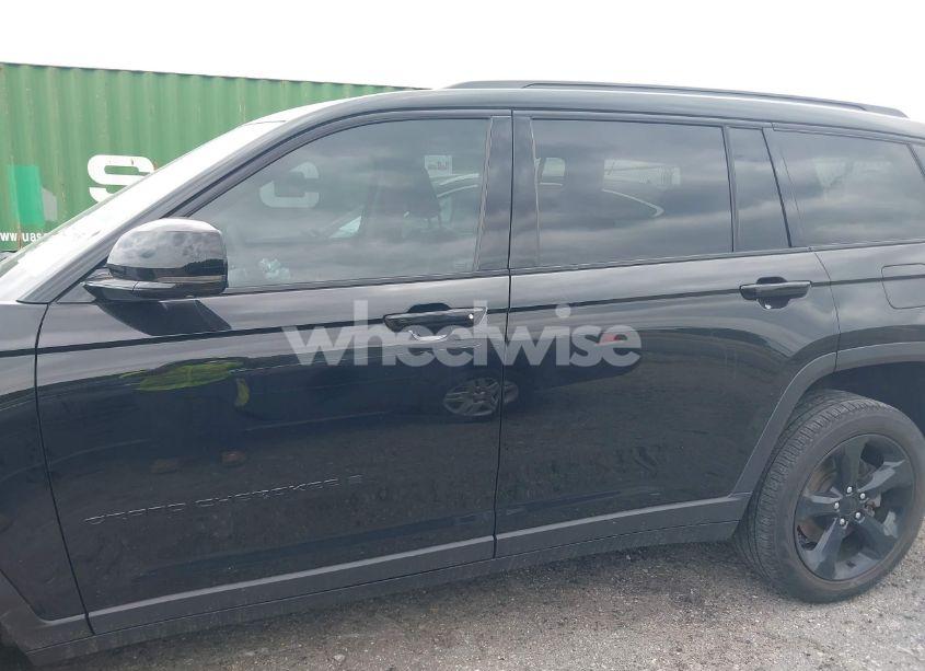 Photo 14 of 2023 Jeep Grand CHEROKEE L LIMITED 4X4 (VIN 1C4RJKBG6P8702247)