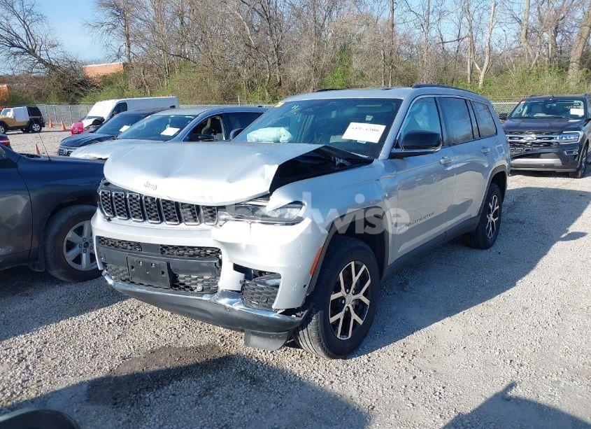 Photo 2 of 2024 Jeep Grand CHEROKEE L LIMITED 4X4 (VIN 1C4RJKBG6R8527307)