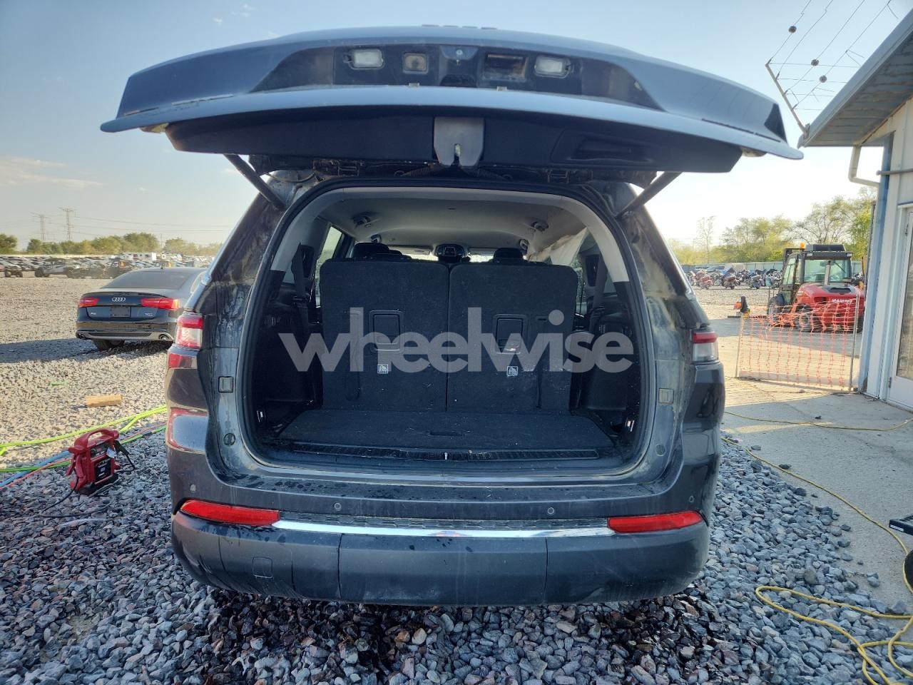 Photo 6 of 2021 JEEP GRAND CHEROKEE L LIMITED (VIN 1C4RJKBG7M8162614)