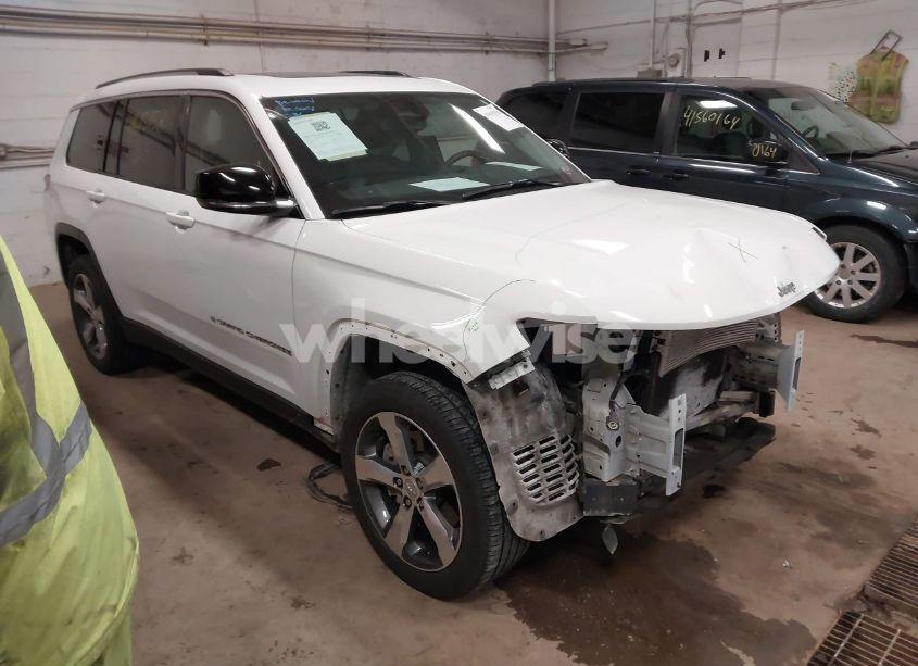 2022 Jeep Grand CHEROKEE L LIMITED 4X4 (VIN 1C4RJKBG7N8526645) main photo