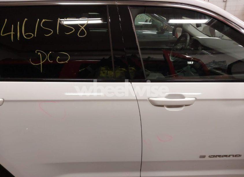 Photo 14 of 2022 Jeep Grand CHEROKEE L LIMITED 4X4 (VIN 1C4RJKBG7N8526645)