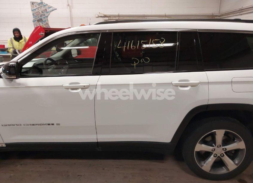 Photo 15 of 2022 Jeep Grand CHEROKEE L LIMITED 4X4 (VIN 1C4RJKBG7N8526645)