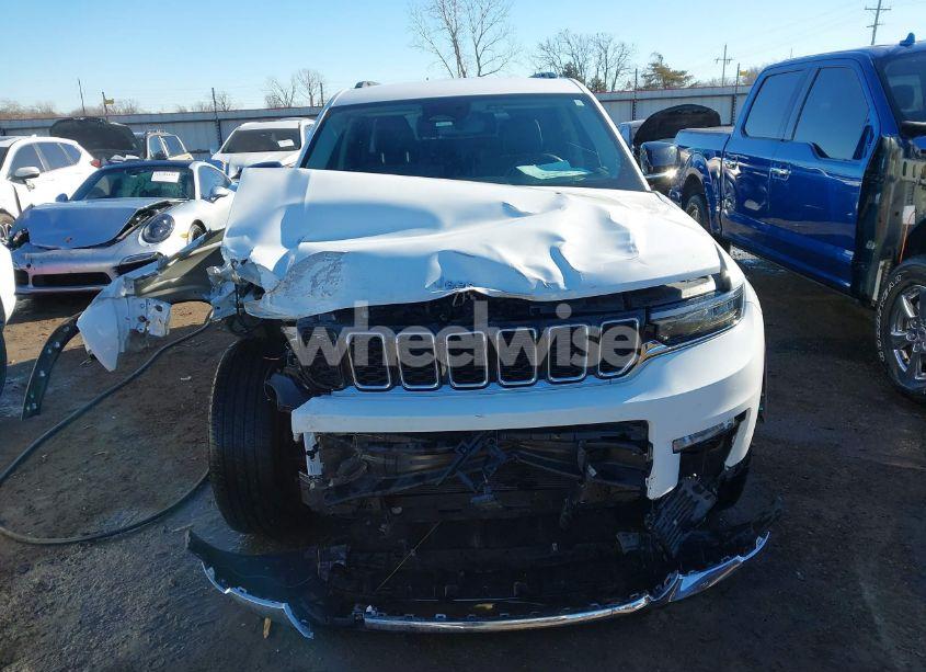 Photo 13 of 2022 Jeep Grand CHEROKEE L LIMITED 4X4 (VIN 1C4RJKBG7N8622646)