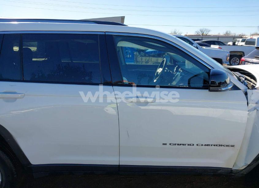 Photo 14 of 2022 Jeep Grand CHEROKEE L LIMITED 4X4 (VIN 1C4RJKBG7N8622646)