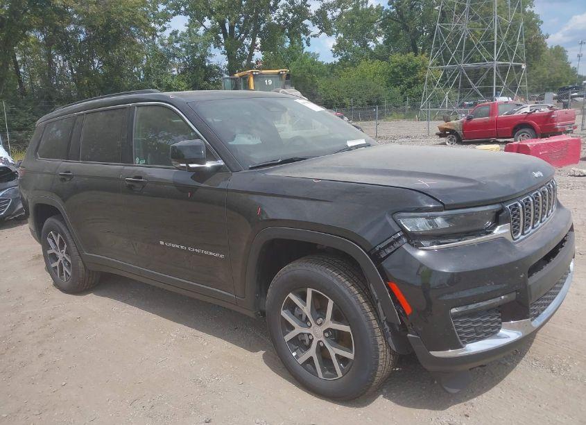 2024 Jeep Grand CHEROKEE L LIMITED 4X4 (VIN 1C4RJKBG7R8542513) main photo