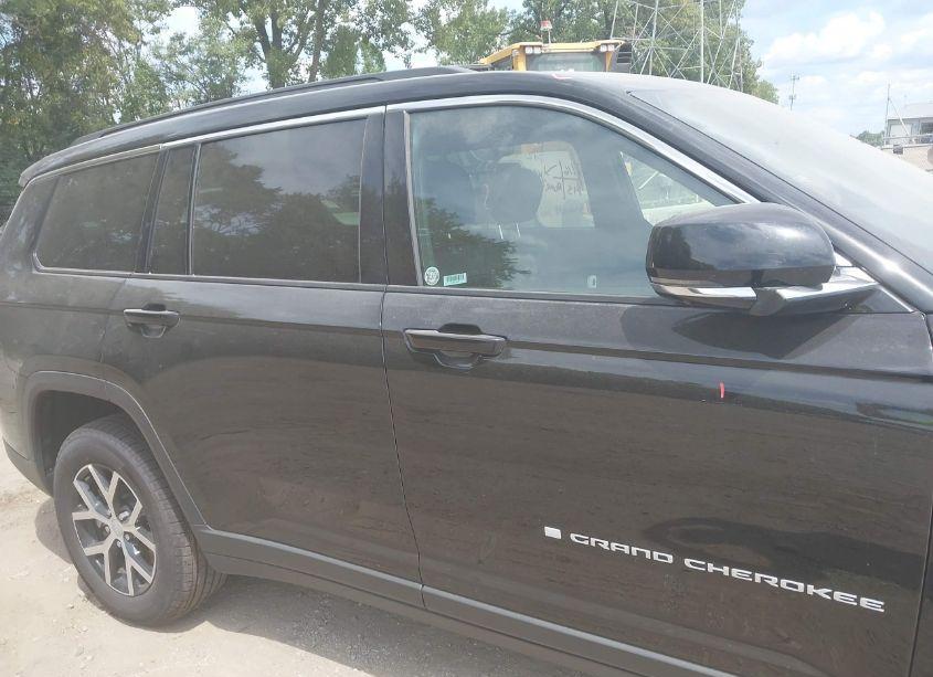 Photo 12 of 2024 Jeep Grand CHEROKEE L LIMITED 4X4 (VIN 1C4RJKBG7R8542513)