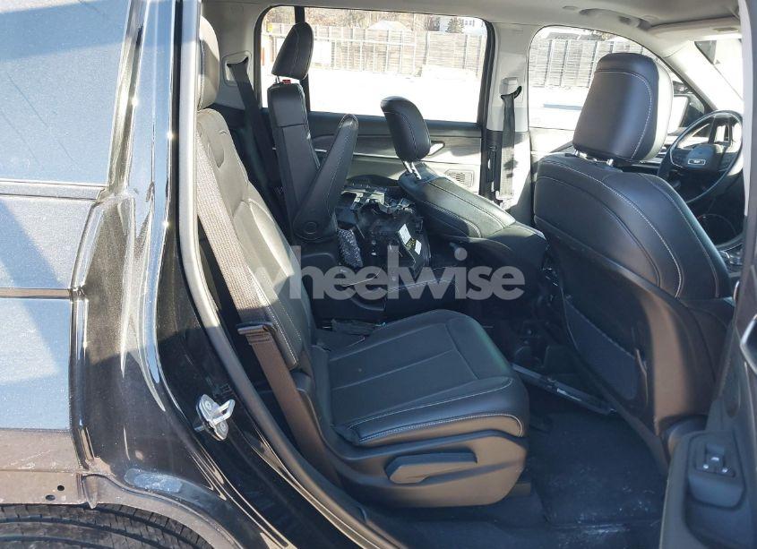 Photo 8 of 2022 Jeep Grand CHEROKEE L LIMITED 4X4 (VIN 1C4RJKBG8N8504556)