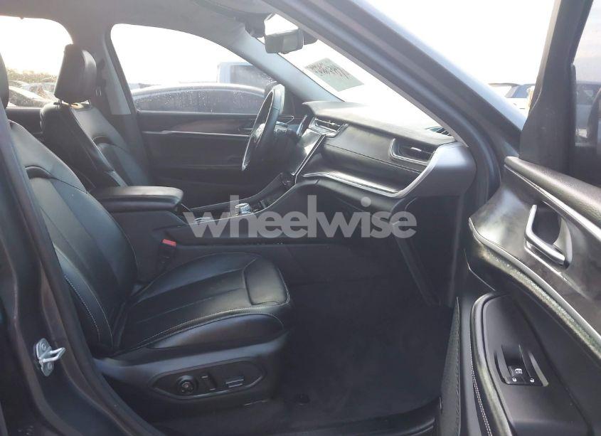 Photo 5 of 2022 Jeep Grand CHEROKEE L LIMITED 4X4 (VIN 1C4RJKBG8N8612787)