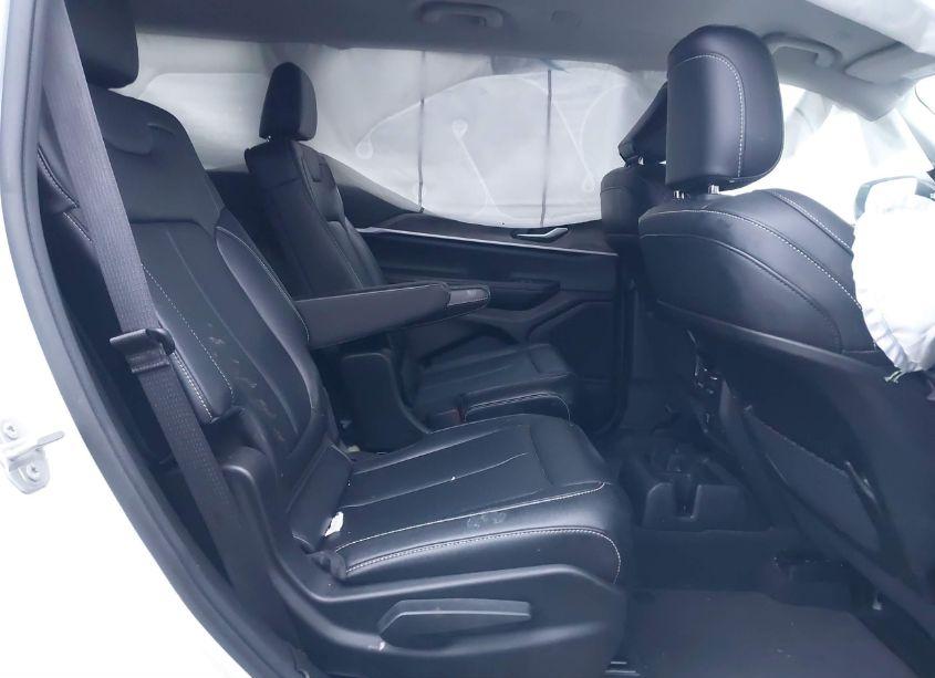 Photo 8 of 2023 Jeep Grand CHEROKEE L LIMITED 4X4 (VIN 1C4RJKBG8P8881536)