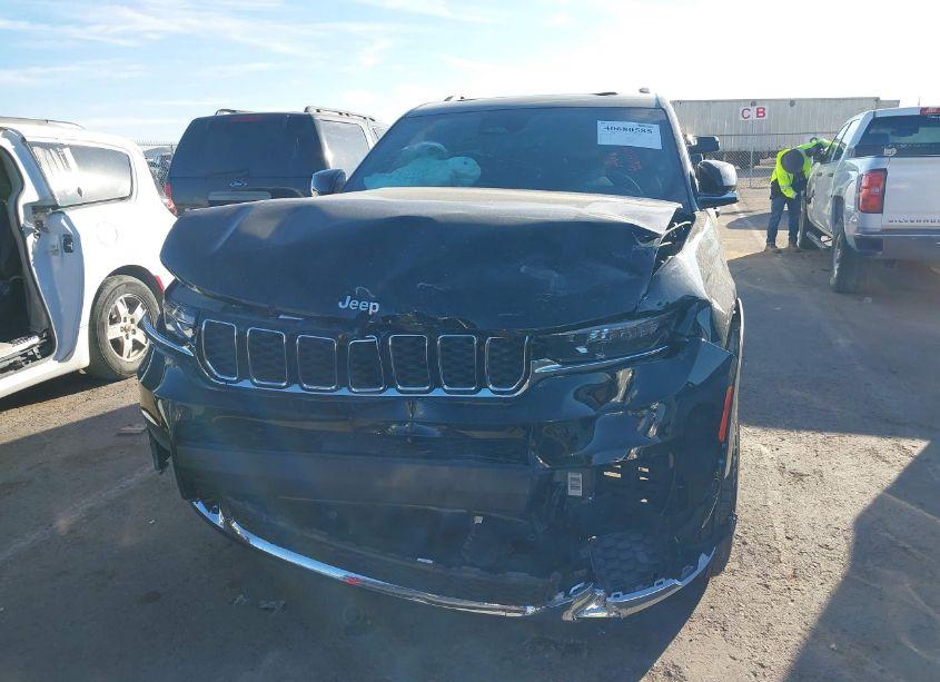 Photo 12 of 2024 Jeep Grand CHEROKEE L LIMITED 4X4 (VIN 1C4RJKBG8R8553312)