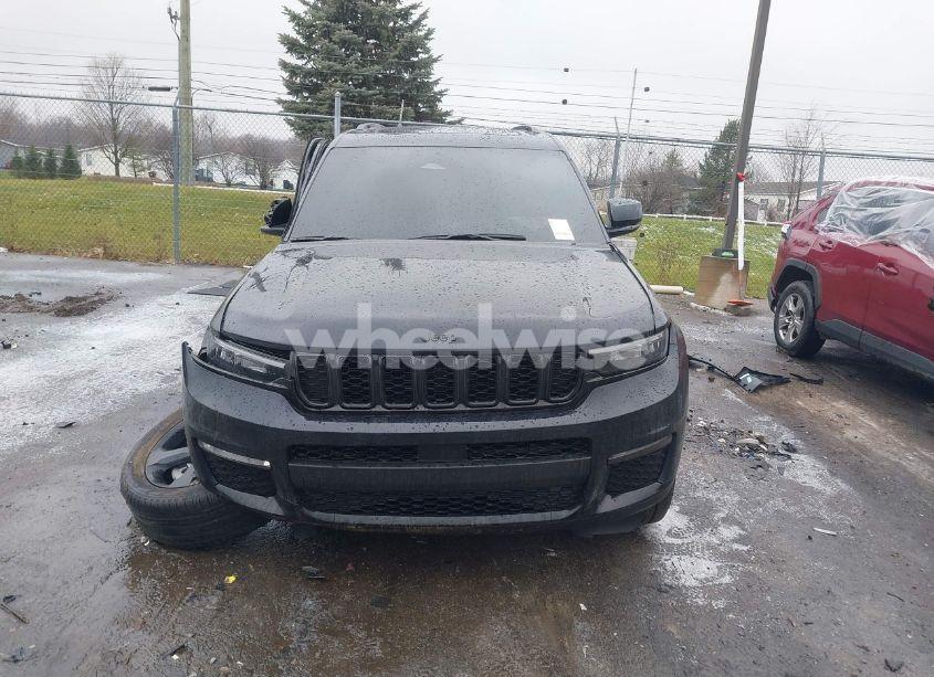 Photo 12 of 2024 Jeep Grand CHEROKEE L LIMITED 4X4 (VIN 1C4RJKBG8R8600953)