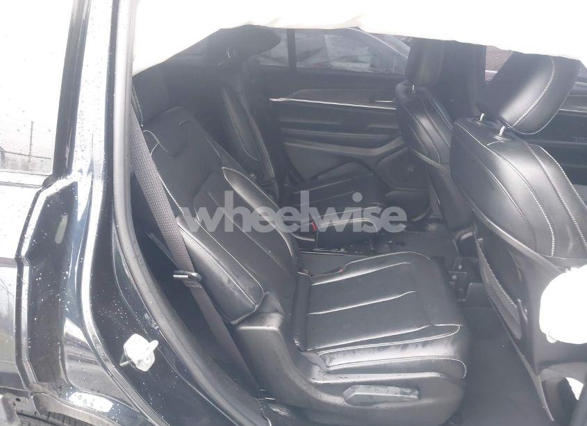 Photo 8 of 2024 Jeep Grand CHEROKEE L LIMITED 4X4 (VIN 1C4RJKBG8R8600953)