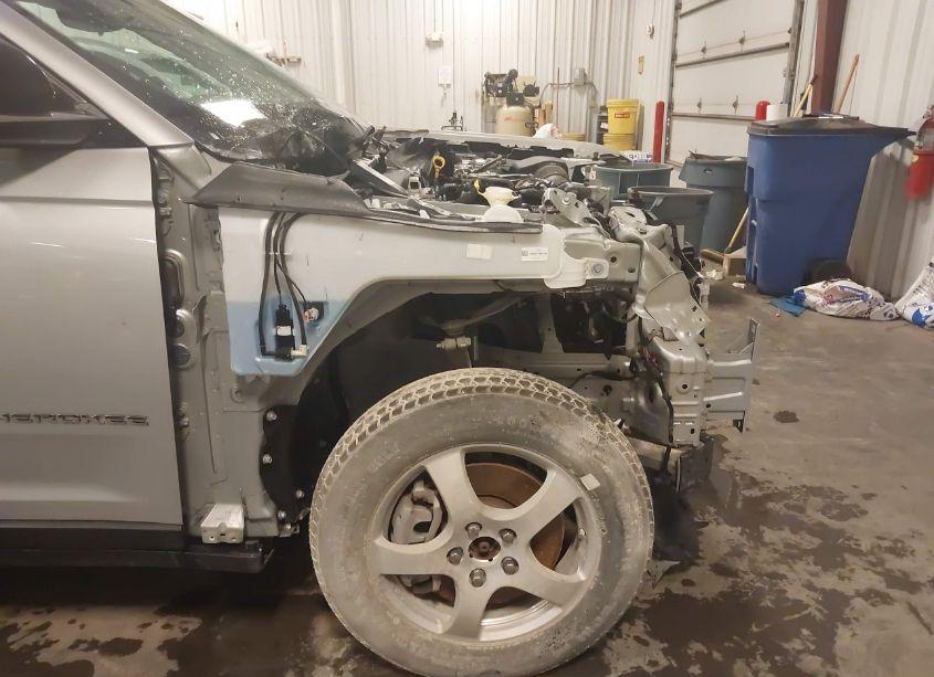 Photo 20 of 2021 Jeep Grand CHEROKEE L LIMITED 4X4 (VIN 1C4RJKBG9M8174375)