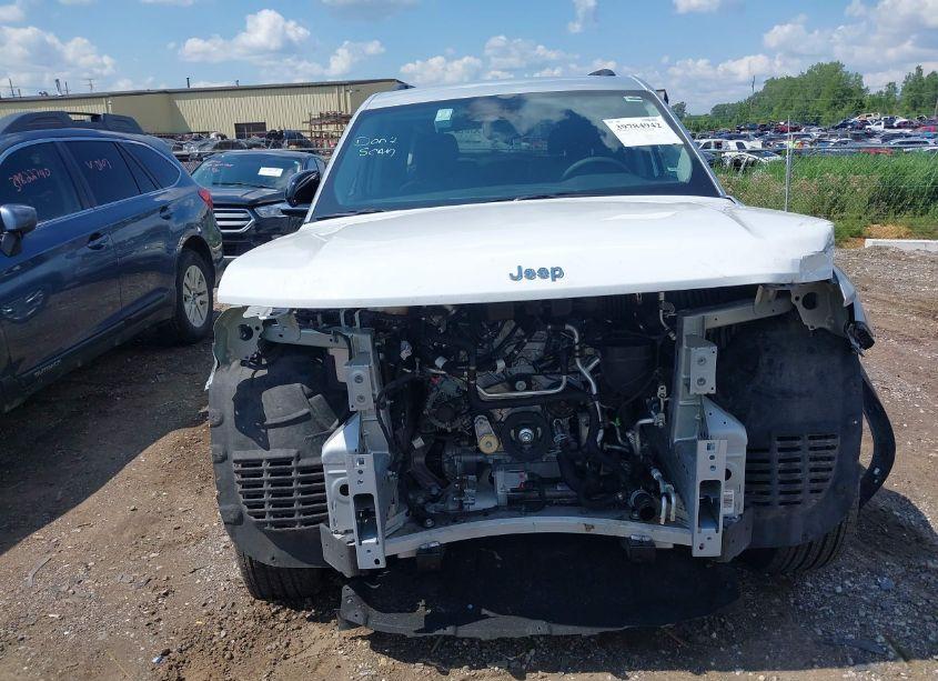 Photo 11 of 2023 Jeep Grand CHEROKEE L LIMITED 4X4 (VIN 1C4RJKBG9P8886390)