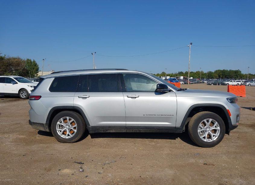 Photo 13 of 2023 Jeep Grand CHEROKEE L LIMITED 4X4 (VIN 1C4RJKBG9P8886583)