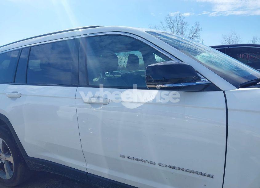 Photo 13 of 2024 Jeep Grand CHEROKEE L LIMITED 4X4 (VIN 1C4RJKBG9R8523252)