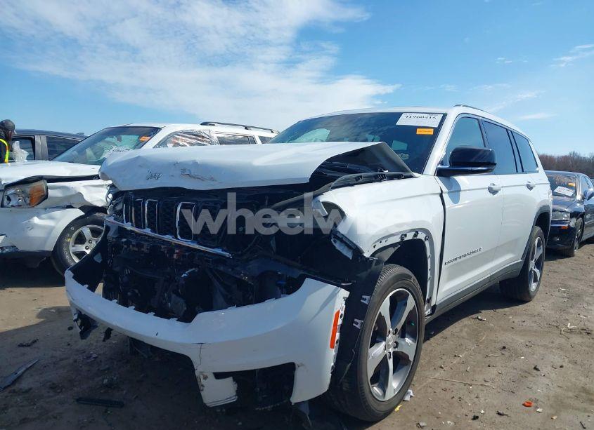 Photo 2 of 2024 Jeep Grand CHEROKEE L LIMITED 4X4 (VIN 1C4RJKBG9R8523252)