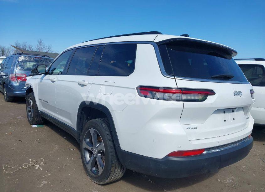 Photo 3 of 2024 Jeep Grand CHEROKEE L LIMITED 4X4 (VIN 1C4RJKBG9R8523252)